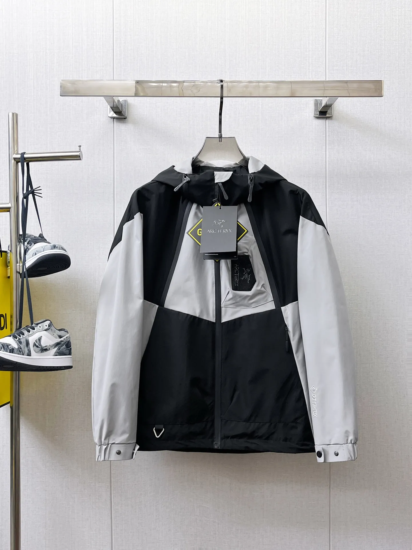 Same Style， ， 2026 New Arrival ，Original Premium Breathable ， ， ， Quality。 ， Sizes：M～3XL